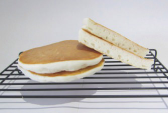 牛乳のみ、卵、小麦なしパンケーキ