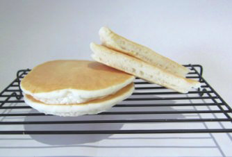 水のみ、卵、小麦なしパンケーキ
